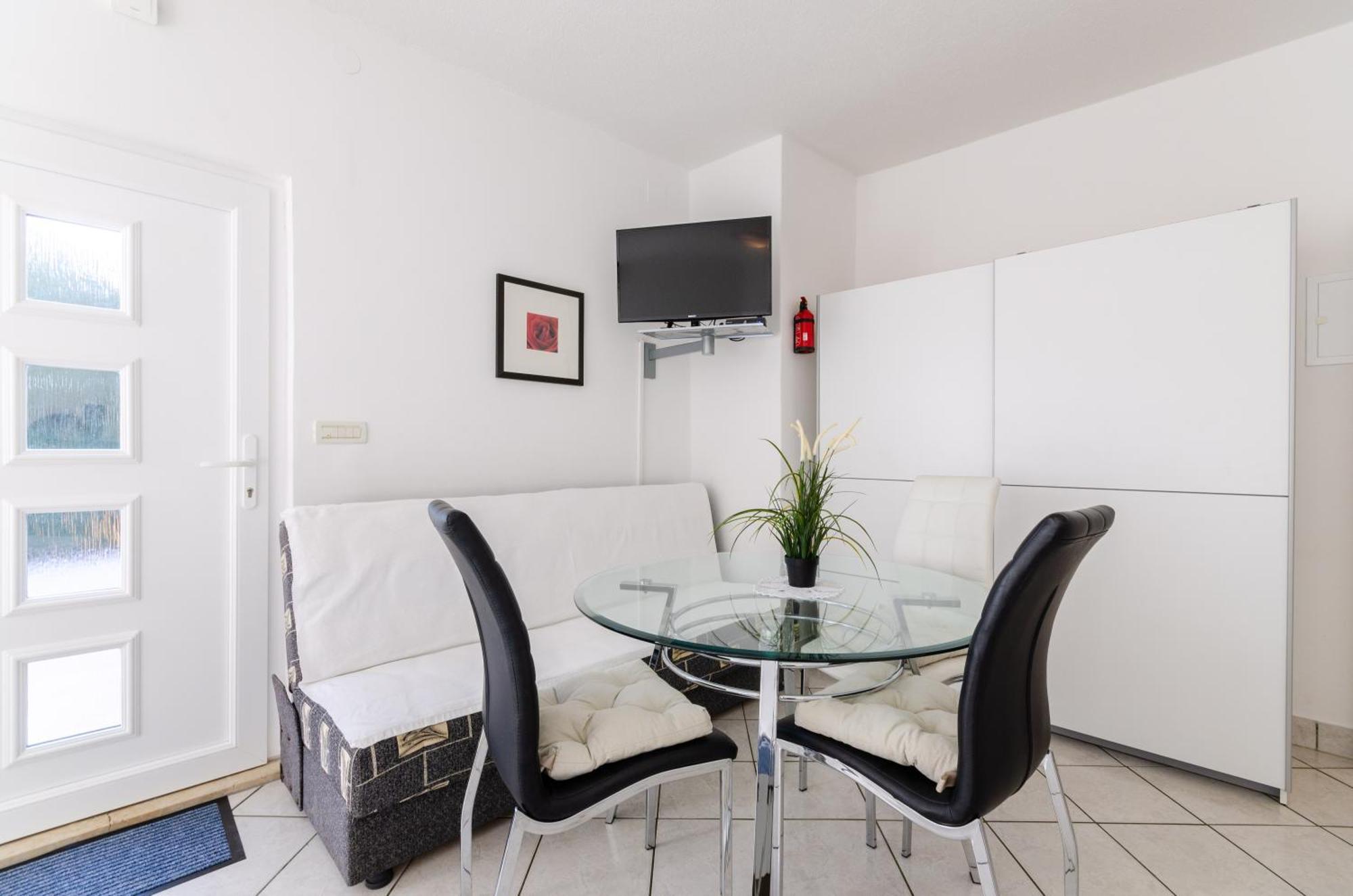 Seaside Guesthouse By Jr City Apartments Jadranovo Cameră foto